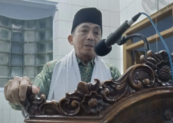 Ustadz Anang Abdul Malik: "Jangan tunggu tua, jangan tunggu kaya, jangan tunggu sakaratul maut. Karena penyesalan itu cuma berguna kalau kau rasakan sekarang, bukan nanti.