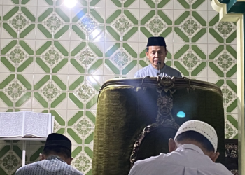 Di bulan Ramadhan, Ustadz Mustakin, S.Pd.I., S.Pd mengajak jamaah di Masjid Al Kautsar menjadikan puasa dan tarawih sebagai jalan membakar dosa dan menumbuhkan taqwa.