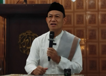 Ustaz Abu Nasir isi kajian berbuka bersama di Masjid Al-Ikhlas Bukir/Yogi Arfan