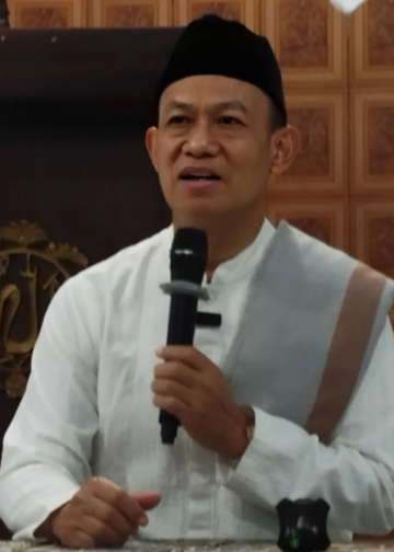 Ustaz Abu Nasir isi kajian berbuka bersama di Masjid Al-Ikhlas Bukir/Yogi Arfan