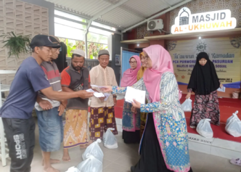 PCA ‘Aisyiyah Purworejo Kota Pasuruan menyalurkan 68 paket sembako bagi warga membutuhkan melalui Ta’awun Sosial Ramadhan.