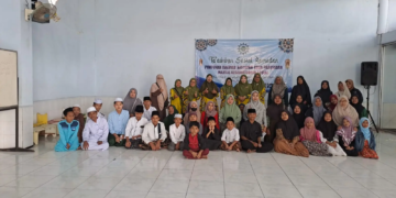 Pimpinan Daerah 'Aisyiyah Kota Pasuruan salurkan 35 paket santunan untuk anak yatim dan dhuafa.