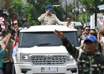 Presiden Prabowo Menyapa Rakyat saat Kunjungan ke Jawa Timur/indobangkit.com