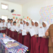 Tangis haru dan ucapan syukur mewarnai pengumuman kelulusan siswa kelas VI SD MuCES Kota Pasuruan. (Suyatno/Pasmu.id)