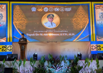 Wali Kota Pasuruan: Hormati orang tua dan guru, kunci utama meraih kesuksesan hidup. (foto: Haedar/pasmu.id)