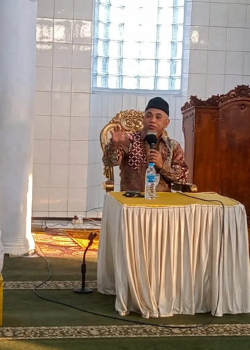 Ustadz dr. Tjatur: istighfar menenangkan jiwa, meningkatkan kualitas hidup, dan mendukung kesehatan tubuh. (foto: Firnas/pasmu.id)