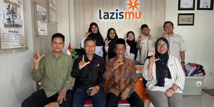 Lazismu Kota Pasuruan diaudit eksternal untuk menjaga akuntabilitas dan transparansi pengelolaan dana umat tahun 2025. (Foto: M. Iqbal Septiawan/pasmu.id)