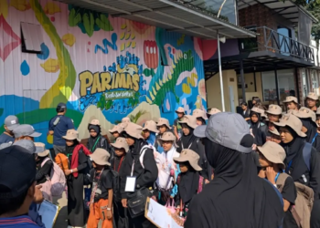 Peserta PLAY Muharam Ceria 2026 liburan ke Parimas Waterpark Pacet/LAZISMU