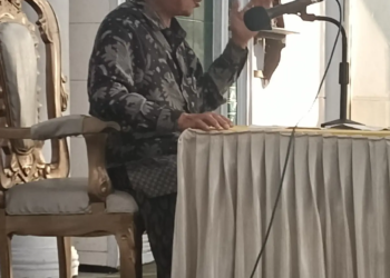 Islam menjaga kesehatan mental melalui keseimbangan fisik, spiritual, dzikir, dan hati yang bersih agar hidup tentram. (foto: Suharsono/pasmu.id)