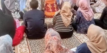 Forum PUSPA Soeropati dan PDA 'Aisyiyah Kota Pasuruan menguatkan pengasuhan berbasis hak anak bagi keluarga. (foto: Firnas/pasmu.id)
