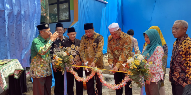 PDM Kota Pasuruan memulai soft breaking Klinik Rawat Inap SehatMu sebagai langkah pelayanan kesehatan berbasis dakwah. (Foto: Marjoko/pasmu.id)