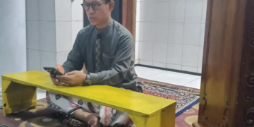 Fajar syahdu, Ustaz Heru mengingatkan sedekah harta dan kehormatan, ikhlas kunci berkah. (Foto:Suharsono/pasmu.id)