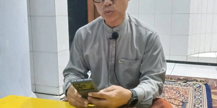 Jangan ukur kemuliaan dari gemerlap dunia, karena nilai hamba di sisi Allah bukan dari materi semata.(Foto: Suharsono/pasmu.id)
