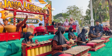 SD Al Kautsar Pasuruan lestarikan budaya Jawa lewat, gamelan, blangkon, gasing, dan gobak sodor dalam program Jawa Lestari. (foto: istimewa)